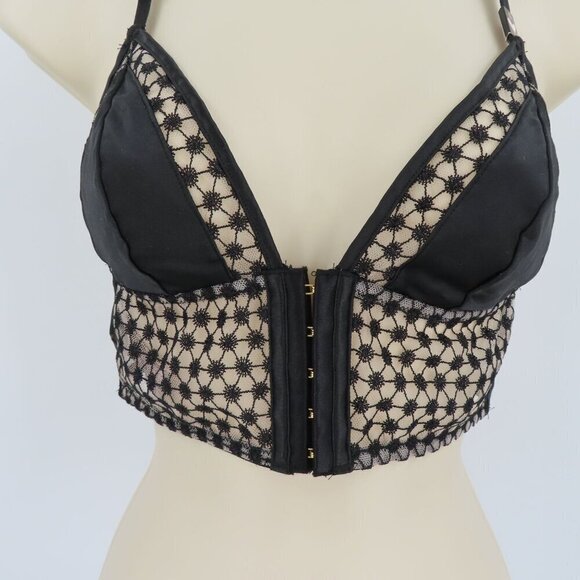 Victorias Secret Small Bralette Black Embroidered Mesh Boning Front Close NEW - Picture 3 of 15